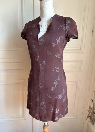 Robe courte col travaillé à motifs argentés inspiration asiatique - S 36 XS 34 Tara Jarmon, brand: Tara Jarmon, condition: Very good, size: XS / 34 / 6, €45.00, €47.95 includes Buyer Protection
