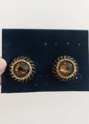 Orecchini a lobo, a bottone, con cristallo sfaccettato, brand: Vintage Chic, condizioni: Ottime, €8.00, €9.10 include la Protezione acquisti