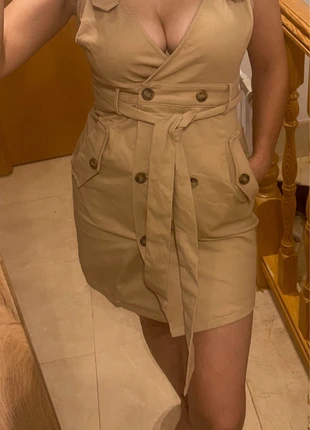 Vestido estilo gabardina , marque: Shein, état: Neuf sans étiquette, taille: M / 38 / 10, 20,00 €, 21,70 € Protection acheteurs incluse