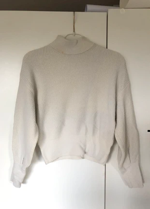 Pull court à manches bouffantes, brand: Pull & Bear, condizioni: Ottime, taglia: S / IT 40 / EU 36, €5.80, €6.79 include la Protezione acquisti