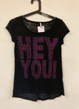 T-shirt noir, marque: New Yorker, état: Très bon état, taille: XS / 34 / 6, 3,00 €, 3,85 € Protection acheteurs incluse