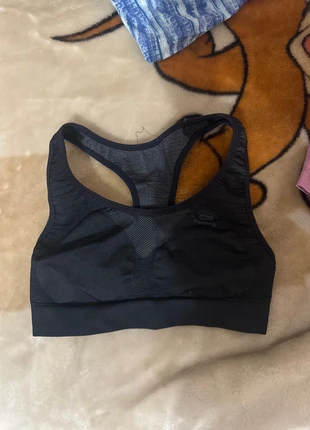 Top ginnastica donna, brand: Decathlon, condizioni: Nuovo senza cartellino, taglia: XS / IT 38 / EU 34, €3.00, €3.85 include la Protezione acquisti