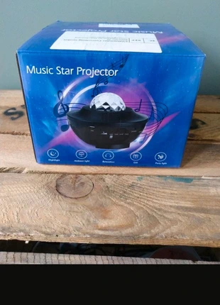 Sternenhimmel Projektor Musik Box Moodlight, brand: Amazon, condizioni: Nuovo senza cartellino, €17.00, €18.55 include la Protezione acquisti