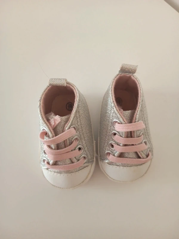 Chaussons argenté - photo numéro 2