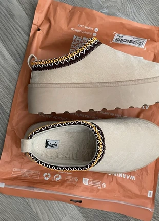 Chaussures / chaussons hiver femme/fille beige plate-forme Pointure 38 - Comme NEUF, marca: Shein, estado: Muito bom, tamanho: 38, €15.00, €16.45 inclui Proteção do Comprador