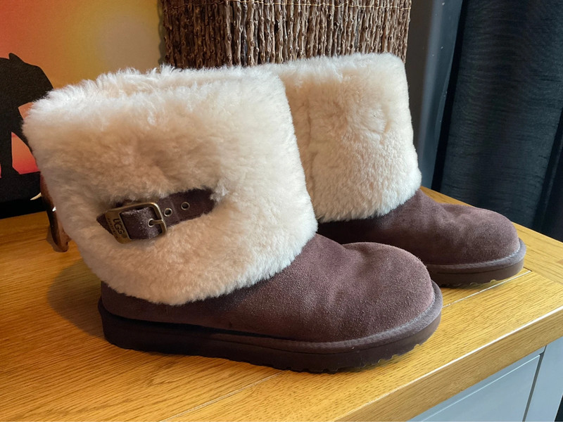 Ugg boots with deals buckle on side