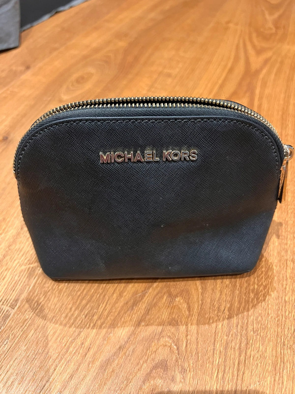 Michael kors makeup case online