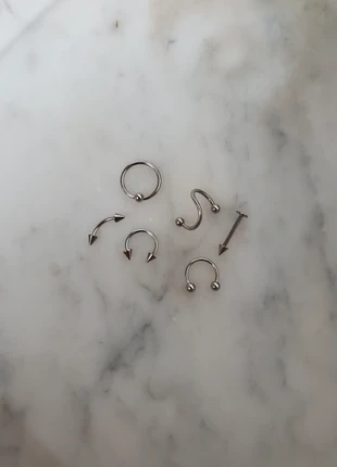 Lot piercings, marque: Bijoux, état: Neuf sans étiquette, 8,00 €, 9,10 € Protection acheteurs incluse