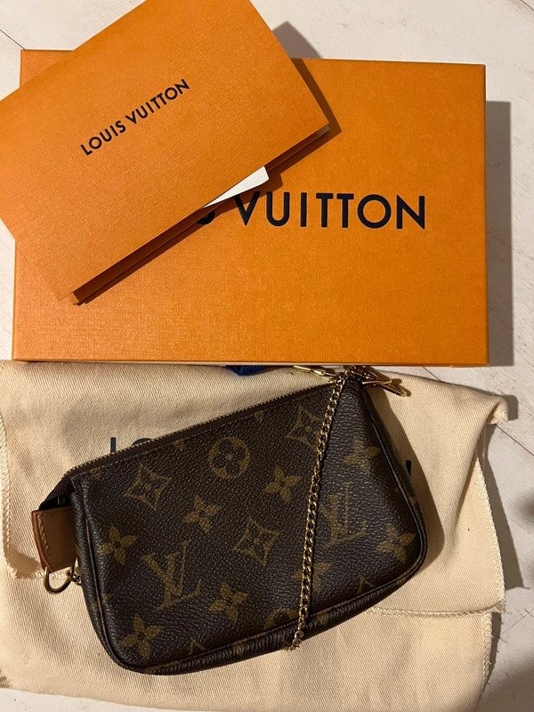 Louis Vuitton mini pochette accessories - Vinted