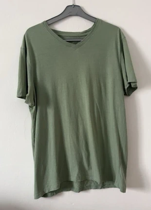 T-shirt col V couleur unis, marque: Extenso, état: Très bon état, taille: L, 3,00 €, 3,85 € Protection acheteurs incluse