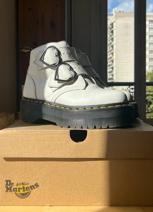 Dr Martens Devon Heart blanches, brand: Dr. Martens, condition: Very good, size: 36, €65.00, €68.95 includes Buyer Protection