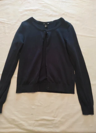 Cardigan Femme, marke: H&M, zustand: Sehr gut, größe: S / 36 / 8, 4,99 €, 5,94 € inklusive Vinted-Käuferschutz