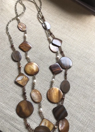 2 Colliers phantaisie perles & pierres, état: Très bon état, 8,00 €, 9,10 € Protection acheteurs incluse