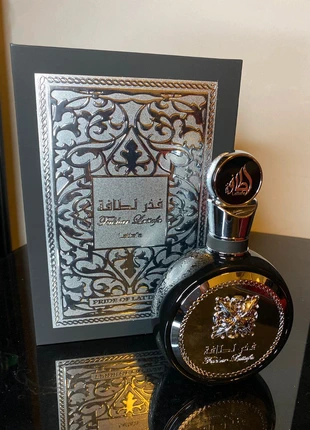 Perfume árabe Fackhar Black, brand: Lattafa, condizioni: Nuovo con cartellino, €29.90, €32.10 include la Protezione acquisti