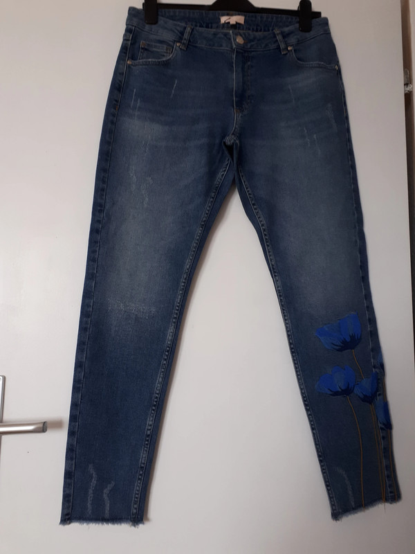 Jeans mit Stickerei-Gr.40 2