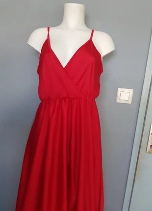 Longue robe rouge . Decolté , condition: New without tags, size: One size, €22.00, €23.80 includes Buyer Protection
