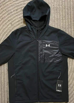Veste Under Armour Noir Taille M, marque: Under Armour, état: Neuf avec étiquette, taille: M, 149,90 €, 158,10 € Protection acheteurs incluse