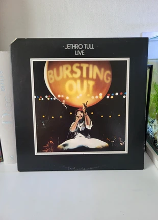 Music vinyl record 33 tours Jethro tull M.U bursting out live, condizioni: Buone, €9.00, €10.15 include la Protezione acquisti