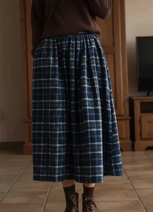 Jupe Midi à Carreaux Bleu Marine - Style Vintage & Confort Intemporel, condition: Very good, size: M / 38 / 10, €39.90, €42.60 includes Buyer Protection Pro