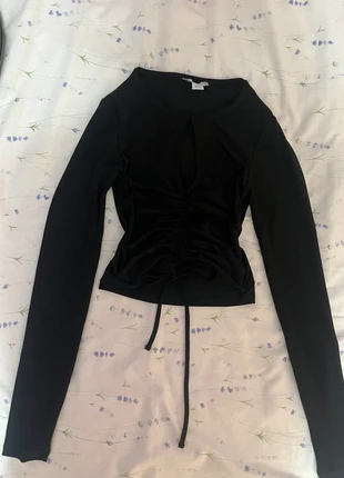Top negro con apertura, merk: Amisu, staat: Nieuw zonder prijskaartje, maat: XS / 34 / 6, € 5,00, € 5,95 inclusief Kopersbescherming
