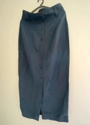 Saia lápis com abertura a frente, merk: On the road, staat: Heel goed, maat: M / 38 / 10, € 5,00, € 5,95 inclusief Kopersbescherming