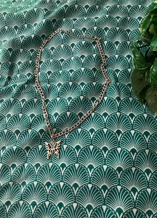 Collier avec pendentif papillon argenté , condition: Very good, €5.00, €5.95 includes Buyer Protection