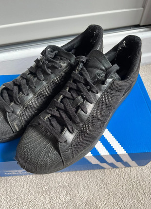 Superstar clearance triple black