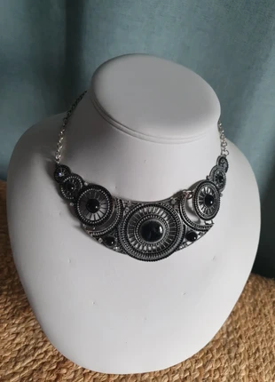 Collier plastron, marke: Amethyste, zustand: Sehr gut, 5,00 €, 5,95 € inklusive Vinted-Käuferschutz