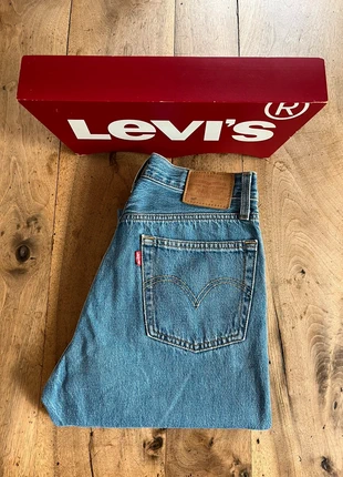 Jeans Levi’s Premium modèle 501, marque: Levi's, état: Bon état, taille: S / 36 / 8, 35,00 €, 37,45 € Protection acheteurs (Pro) incluse