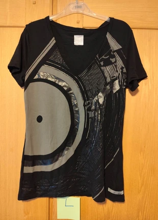 Tee-shirt femme Oakley Taille L, marque: Oakley, état: Très bon état, taille: L / 40 / 12, 4,00 €, 4,90 € Protection acheteurs incluse