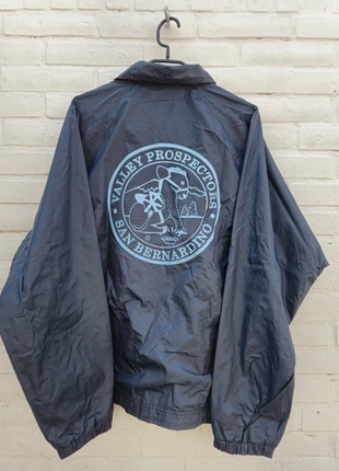 Valley prospectors navy jacket L Sprort Tek, merk: Sport-Tek, staat: Veelgebruikt, maat: L, € 11,95, € 13,25 inclusief Kopersbescherming