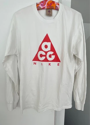 ACG longsleeve , marque: Nike, état: Très bon état, taille: S, 37,50 €, 40,08 € Protection acheteurs incluse