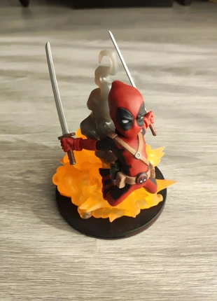 Figura Deadpool, marca: Deadpool, estado: Novo sem etiquetas, tamanho: Tamanho único, €15.00, €16.45 inclui Proteção do Comprador