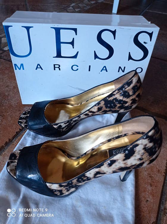 Guess scarpe shop maculate