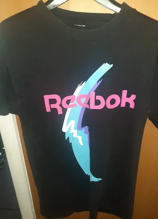 Reebok, marke: Reebok, zustand: Sehr gut, größe: M, 8,00 €, 9,10 € inklusive Vinted-Käuferschutz