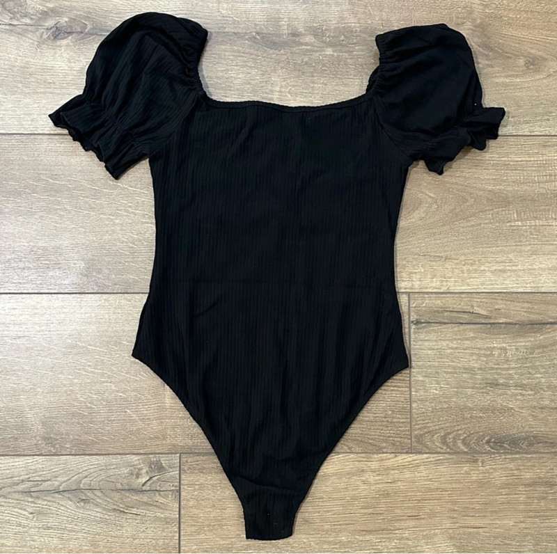 Black short sleeve bodysuit shop