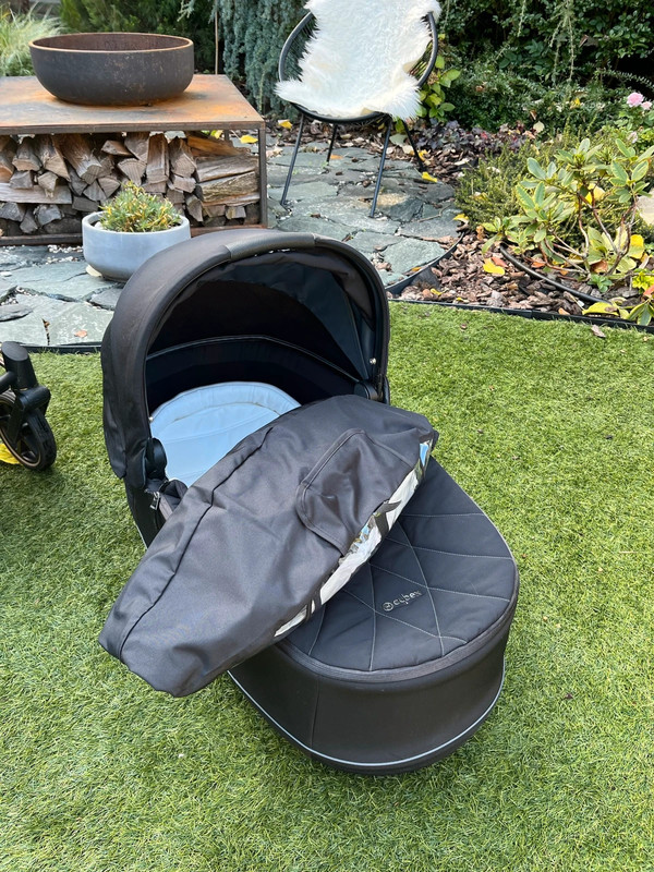 Cybex Priam Lux  stroller and carry cot 2