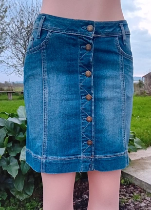 Jupe en jean trapèze t.36, merk: Pimkie, staat: Nieuw zonder prijskaartje, maat: S / 36 / 8, € 10,00, € 11,20 inclusief Kopersbescherming