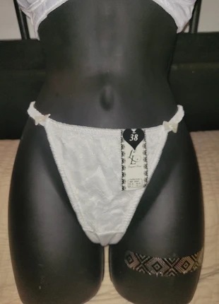 String taille 38 neuf lingerie Land , marque: Lingerie Land, état: Neuf avec étiquette, taille: M / 38 / 10, 2,50 €, 3,33 € Protection acheteurs incluse