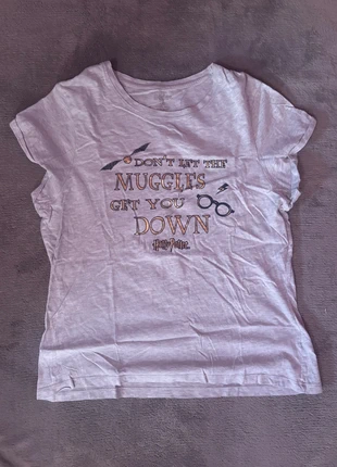 T-shirt Harry Potter, marque: Harry Potter, état: Bon état, taille: S / 36 / 8, 1,50 €, 2,28 € Protection acheteurs incluse