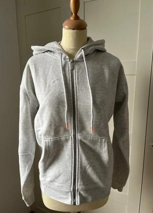 Grijs sportief vest Hünkemoller, merk: Hunkemöller, staat: Goed, maat: M / 38 / 10, € 3,50, € 4,38 inclusief Kopersbescherming