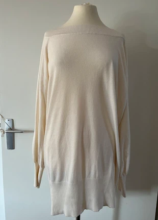 Lange witte / creme trui oversized met brede kraag en logo op de rug Vero Moda maat XL, merk: Vero Moda, staat: Heel goed, maat: XL / 42 / 14, € 5,00, € 5,95 inclusief Kopersbescherming