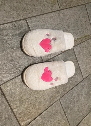 Pantuflas Talle 40, marke: Shein, zustand: Neu, größe: 40, 5,00 €, 5,95 € inklusive Vinted-Käuferschutz