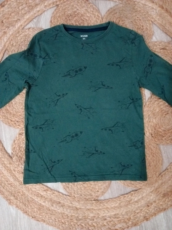 Pull léger vert foncé motif fusées 8ans 2