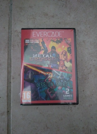 Evercade Metal Dragon/Life On Mars. Neuf sous blister., état: Neuf avec étiquette, 32,00 €, 34,30 € Protection acheteurs incluse