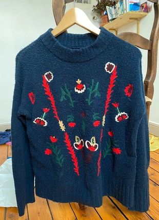 Pull mango marine et fleurs brodées , brand: Mango, condizioni: Ottime, taglia: M / IT 42 / EU 38, €10.00, €11.20 include la Protezione acquisti