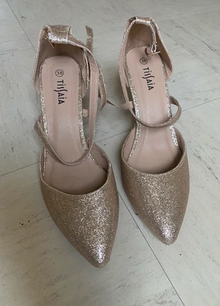 Talon à paillettes , staat: Nieuw zonder prijskaartje, maat: 38, € 15,00, € 16,45 inclusief Kopersbescherming