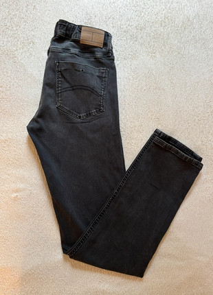 Jean slim Tommy Hilfiger, marque: Tommy Hilfiger, état: Très bon état, taille: S, 25,00 €, 26,95 € Protection acheteurs incluse