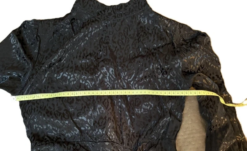 Magnifique robe de soirée noire moulante imprimé léopard noir satiné S/36 M/38 - photo numéro 6