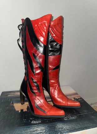 Vintage New Rock red flame biker heels, brand: New Rock, condizioni: Ottime, taglia: 37, €175.00, €184.45 include la Protezione acquisti
